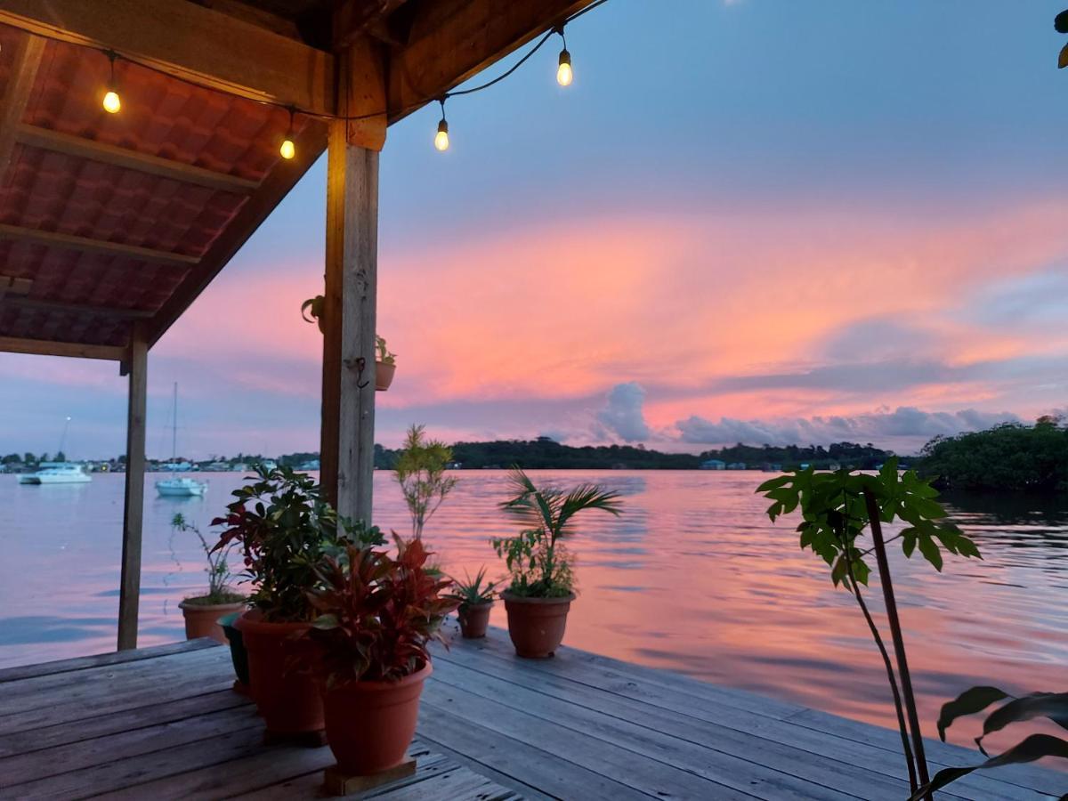 The Sunsetter Bed & Breakfast Bocas del Toro Extérieur photo