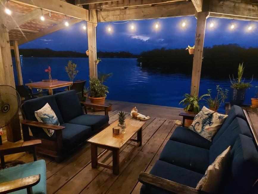The Sunsetter Bed & Breakfast Bocas del Toro Extérieur photo
